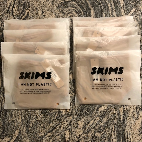 Fits Everybody Thong - Picture 2 of 6